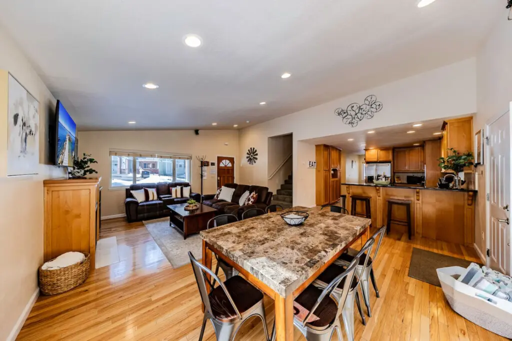 35854 476979 pJB4GNFbHj7g6z7jeAzxaQ57Q erLBdDye8bZnxA IA 6995257a88ff6.jpg