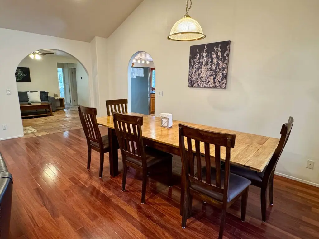 35854 499271 JbYDEeqaWzfsDsq br0UGoIj6Y6xEFOH7EqGFFQLMHQ 69bda4f8590cd.jpg