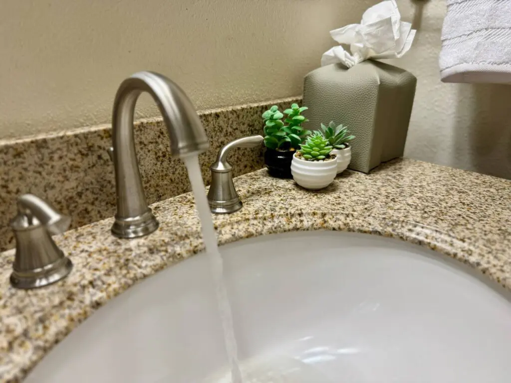 35854 499271 EDKO8Jc8xaahtLaLTqBtNmPhG4yTUnipjnV VhSZKqM 69bd94e0f37da.jpg