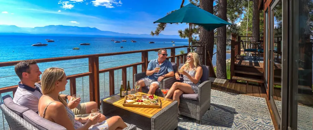 Lakeshore 12 with people